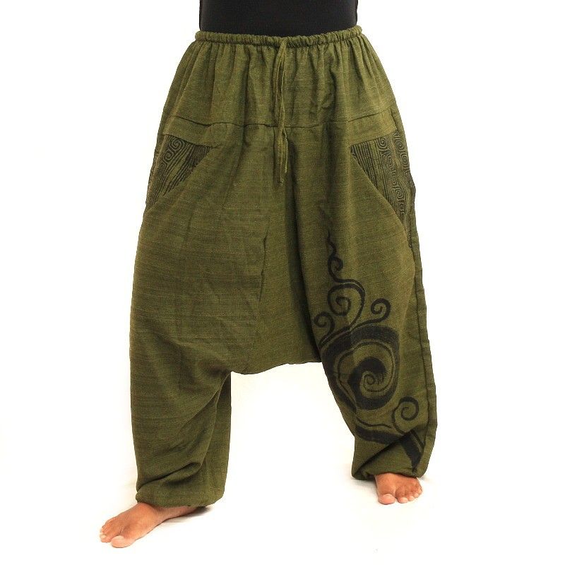 Pantalones harem Pantalones holgados con estampado de algodón verde.
