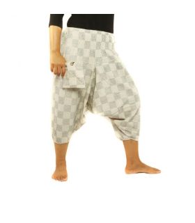 Aladinhose bedruckt schwarz Karo Muster