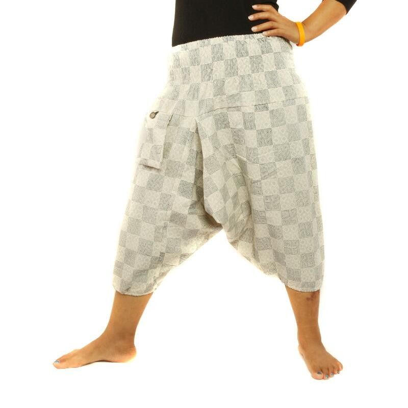 Aladinhose bedruckt schwarz Karo Muster
