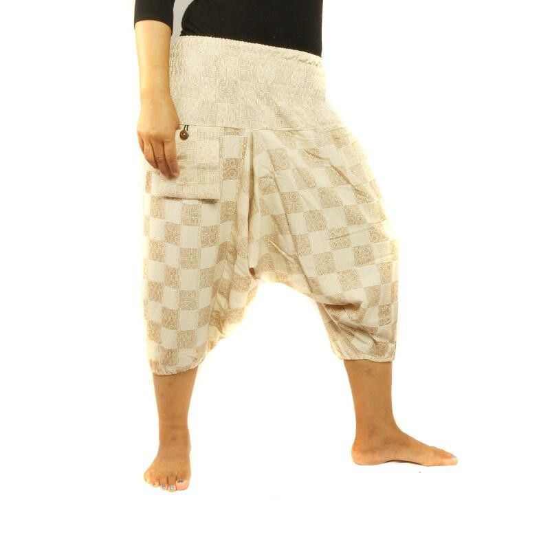 Aladinhose mit Karo Muster beige