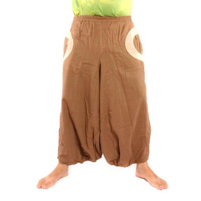 Aladinhose hellbraun mit 2 Seitentaschen und bunten Stoff Applikationen