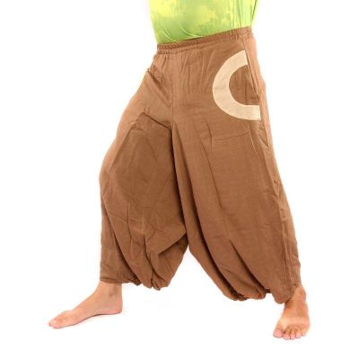 Aladinhose hellbraun mit 2 Seitentaschen und bunten Stoff Applikationen