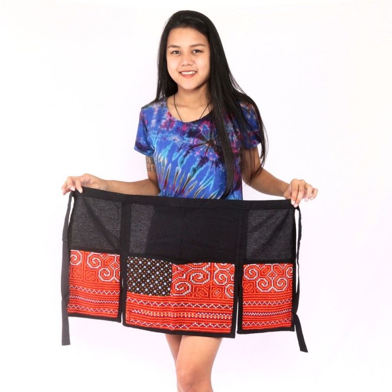 Falda corta Hmong bordada a mano