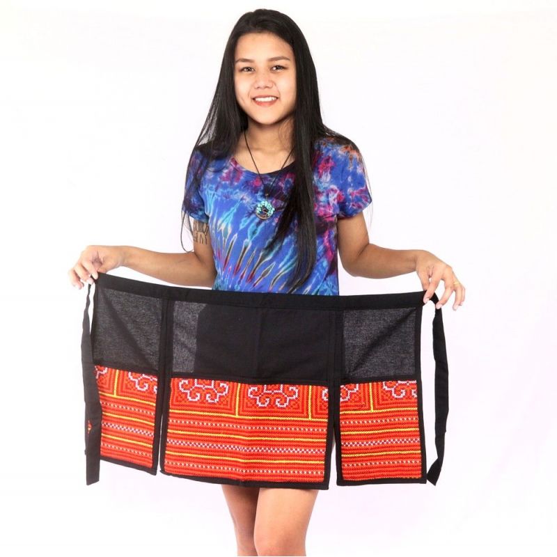 Falda corta Hmong bordada a mano