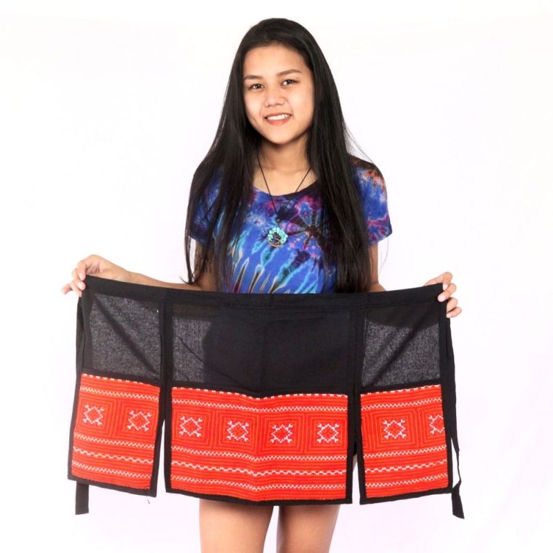 Falda corta Hmong bordada a mano
