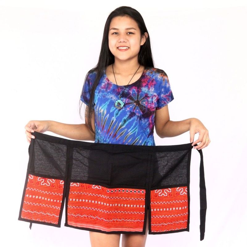 Falda corta Hmong bordada a mano