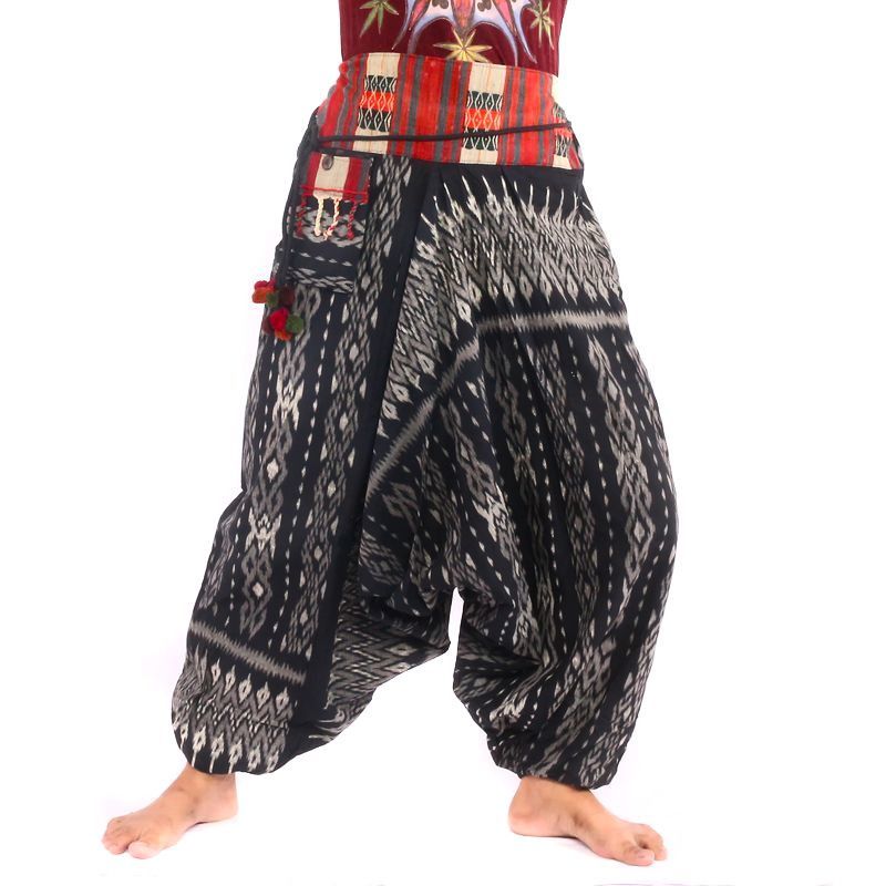 Harem pants Aztec pattern black
