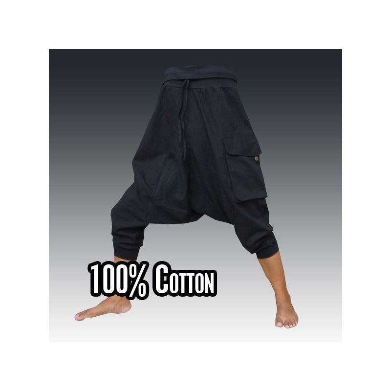 Harem pants with large side pocket